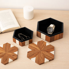 Deweycross White/Brown Boxes (Set of 2)