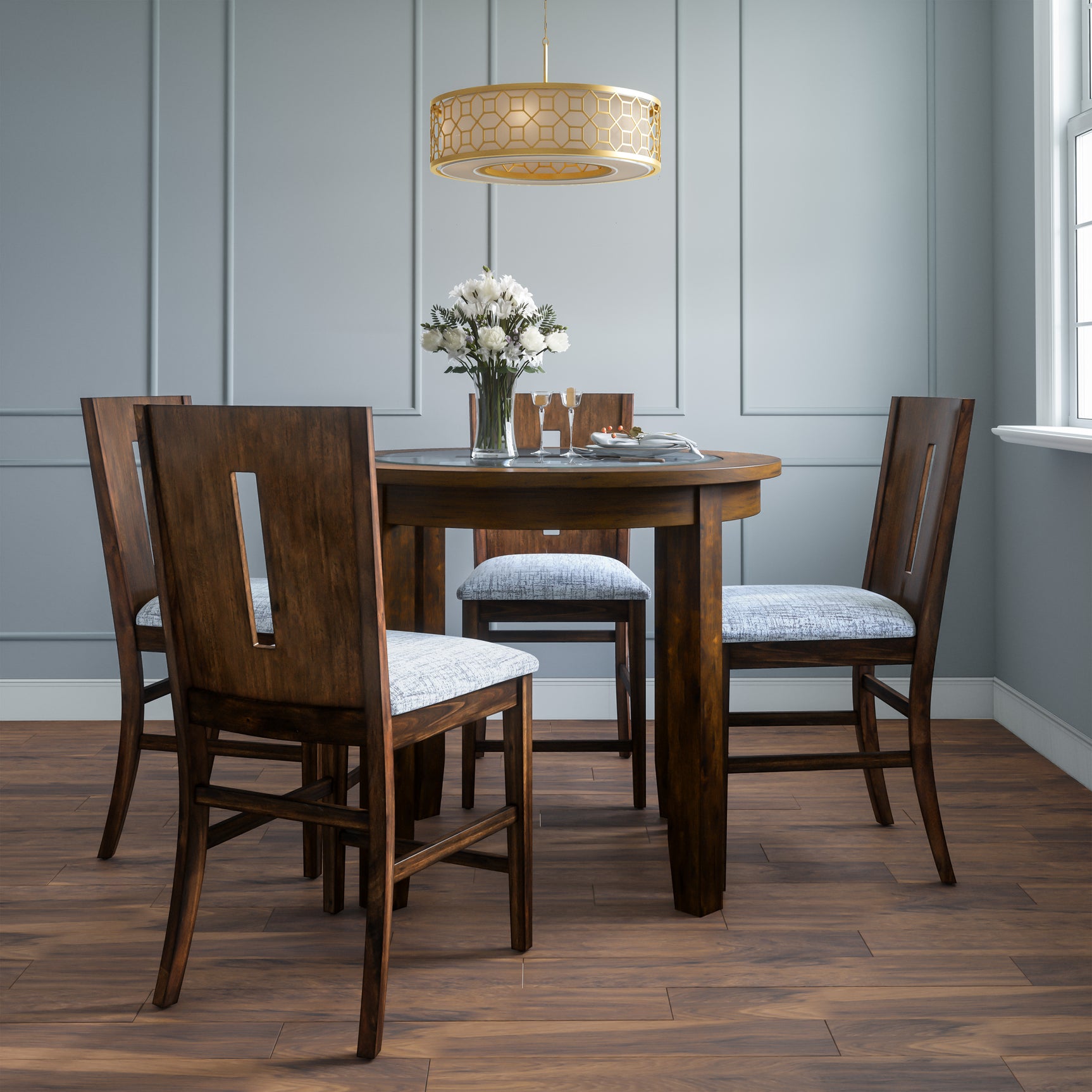 Urban Icon Merlot Round Counter Table w/ 4 Stools