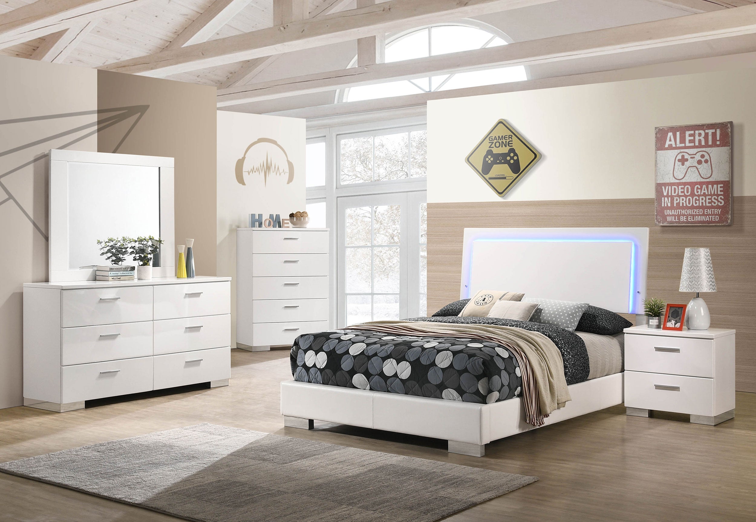 Felicity White High Gloss 4-piece Full Bedroom Set with LED Bed - Ornate Home