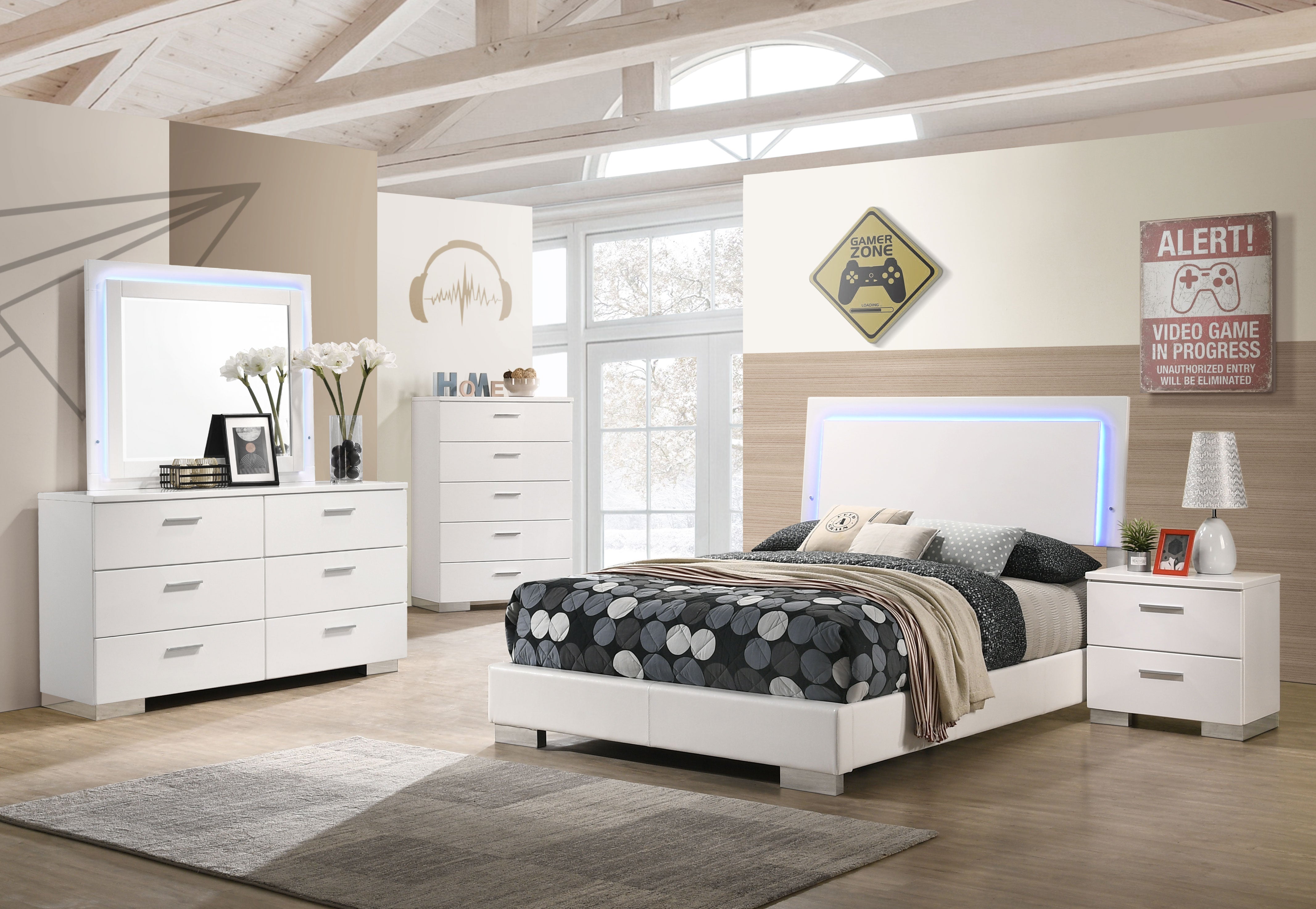 Felicity White High Gloss 5-piece Full Bedroom Set with LED Bed & Mirror - Ornate Home