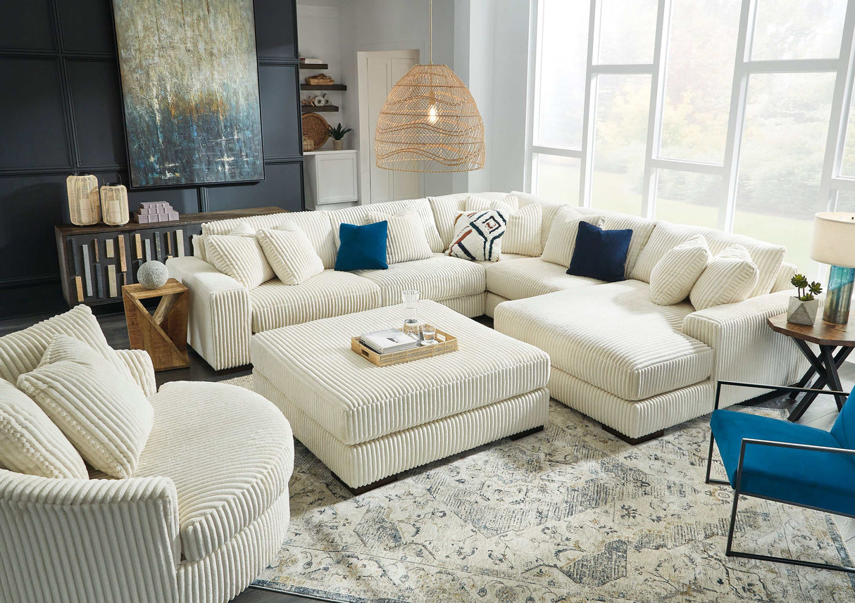 Lindyn Ivory 5pc RAF Chaise Sectional - Ornate Home