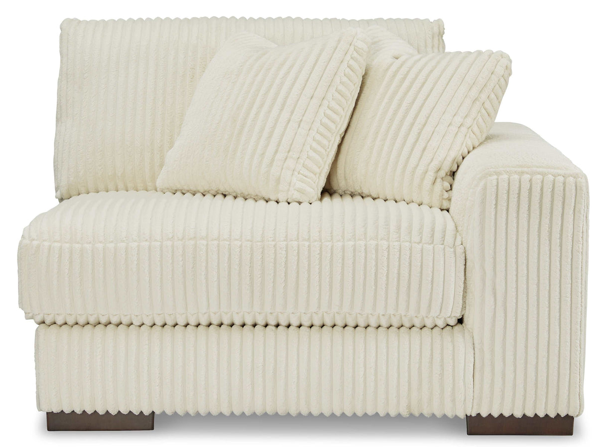 Lindyn Ivory 3pc Sectional Sofa - Ornate Home