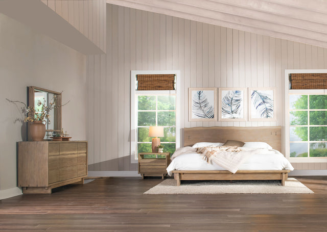 Stillwater Weathered Oak 4-Piece Eastern King Bedroom Set