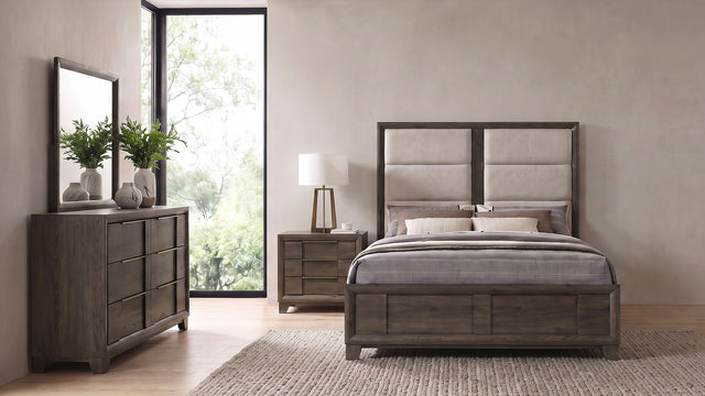 Farre Dark Brown 4-Piece Queen Bedroom Set