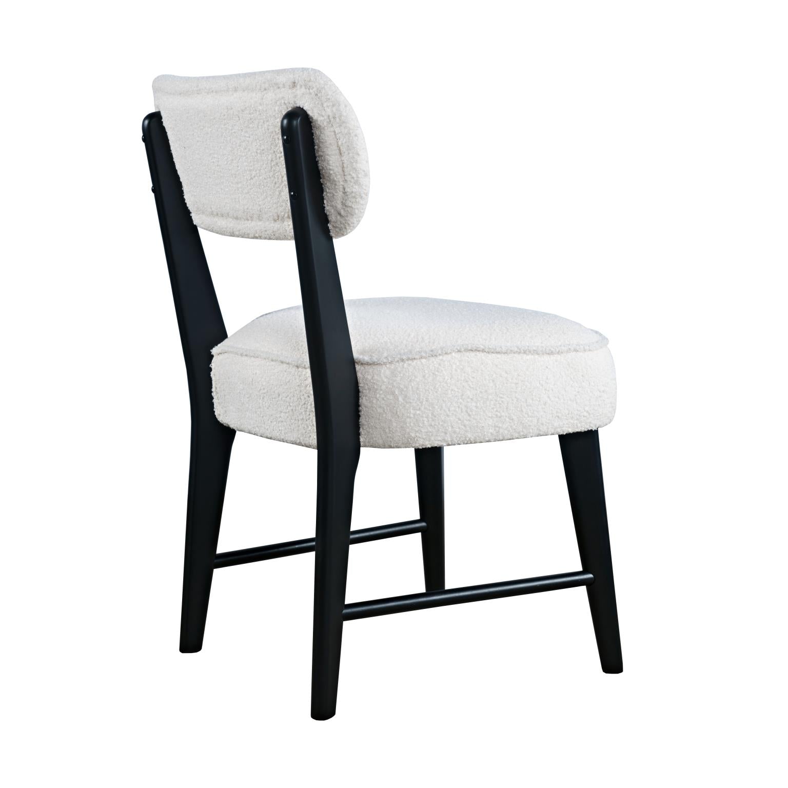 Nash Black Dining Table w/ 4 Wes Chairs