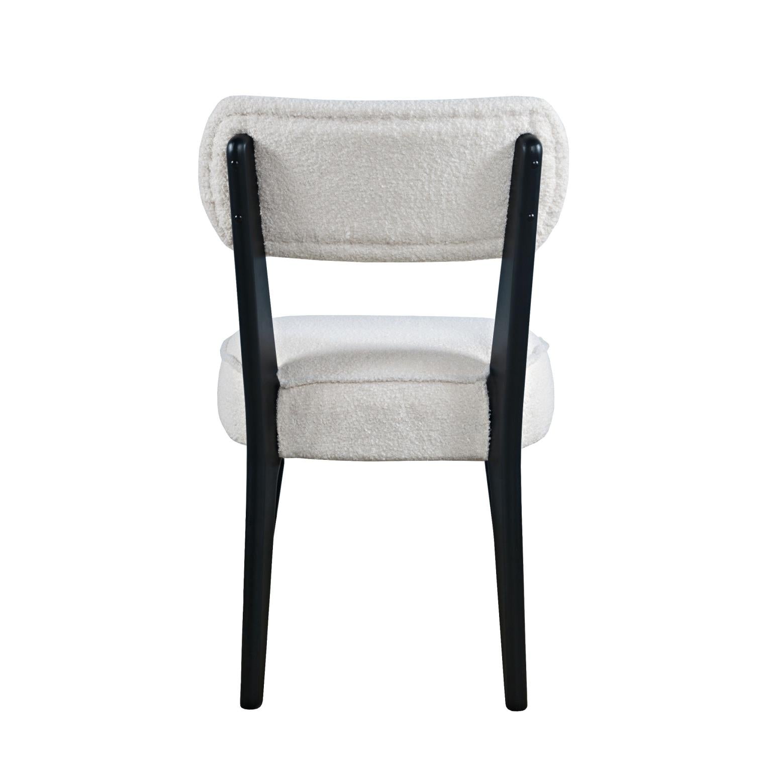 Nash Black Dining Table w/ 4 Wes Chairs