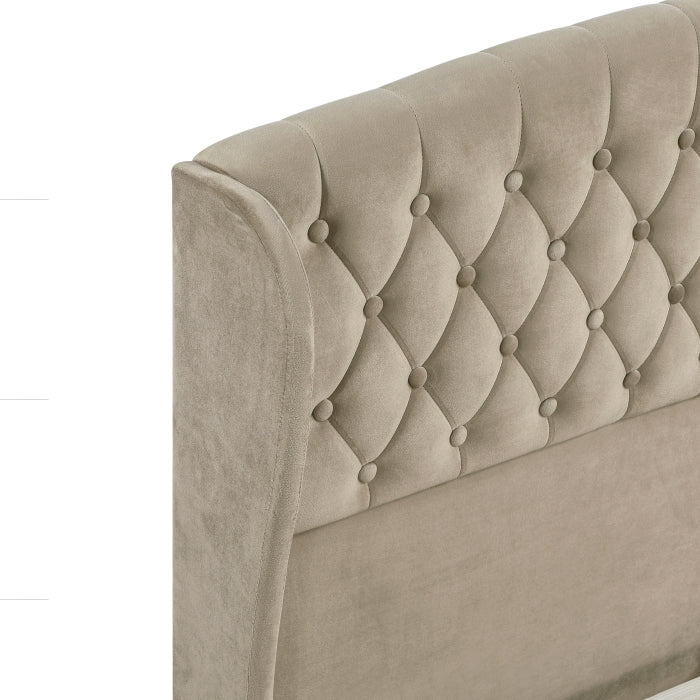 Heirloom Brown Queen Platform Bed