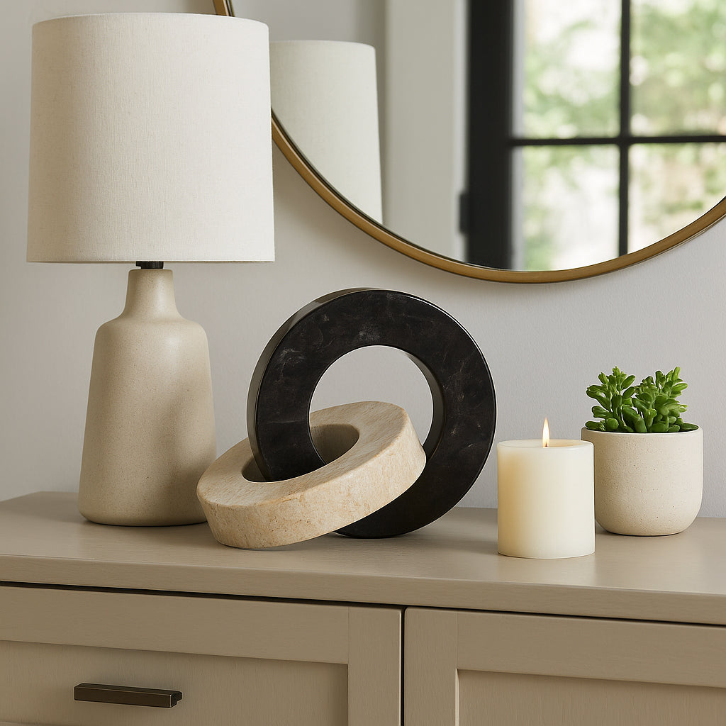 Murrayham Ivory/Black Decor