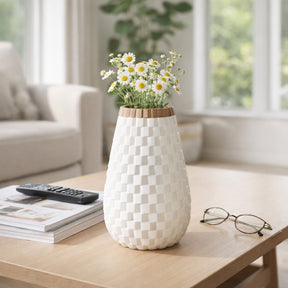 Gortonrun White Vase