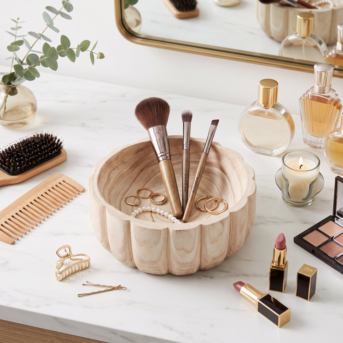 Nubieber Natural Wood Scalloped Bowl