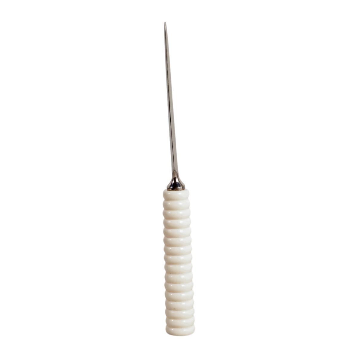 Jakewind Ivory/White Decor