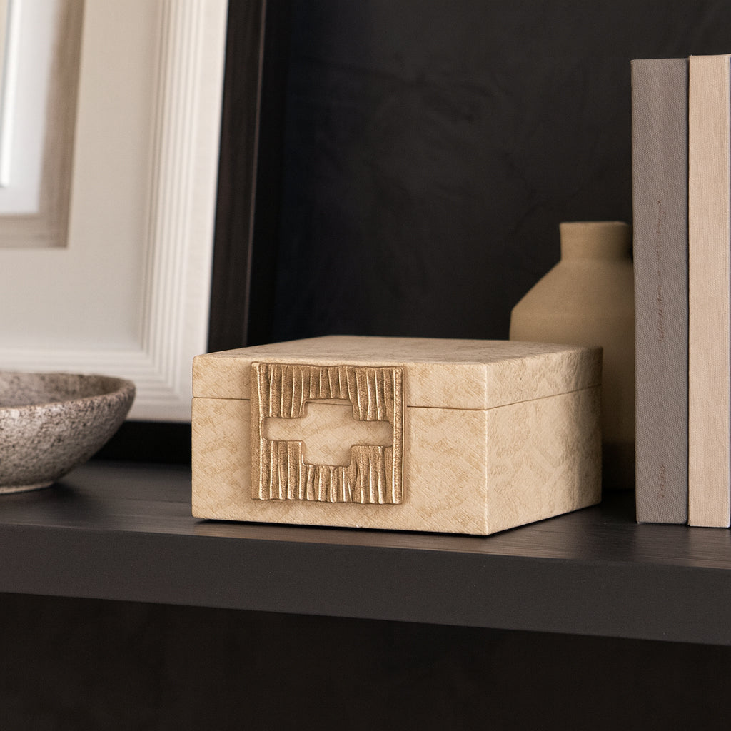 El Sueno Nude Faux Leather Square Metallic Box