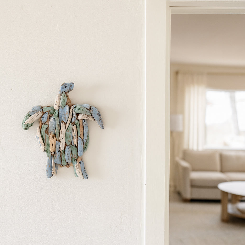 Nicolecross Blue/Green/White Decor