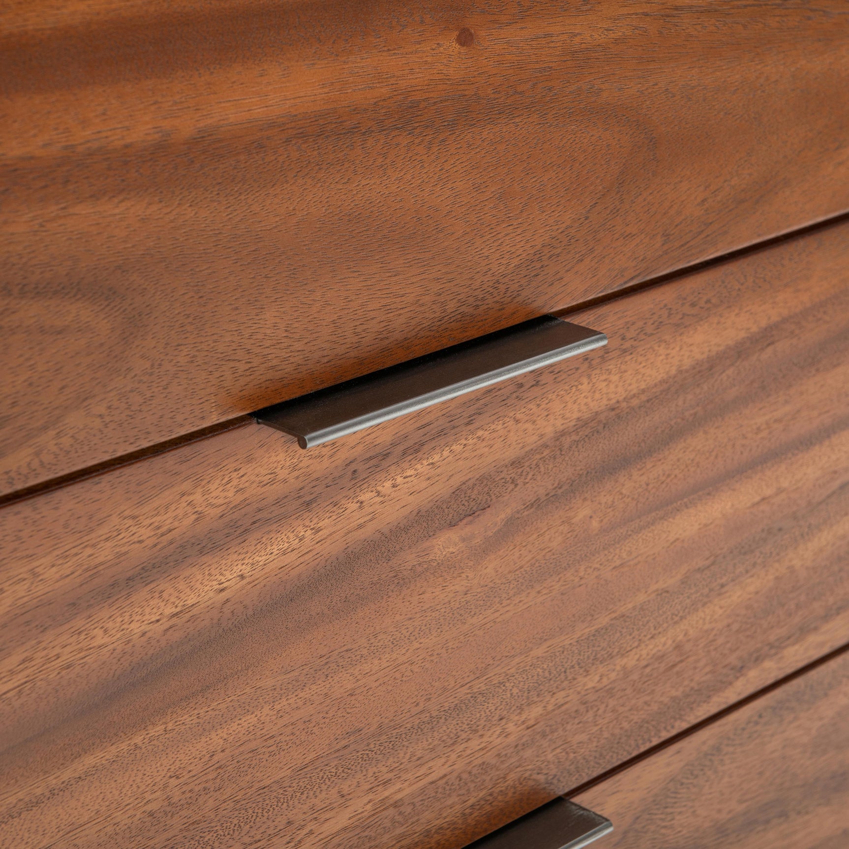 Brasea Tungsten Dresser