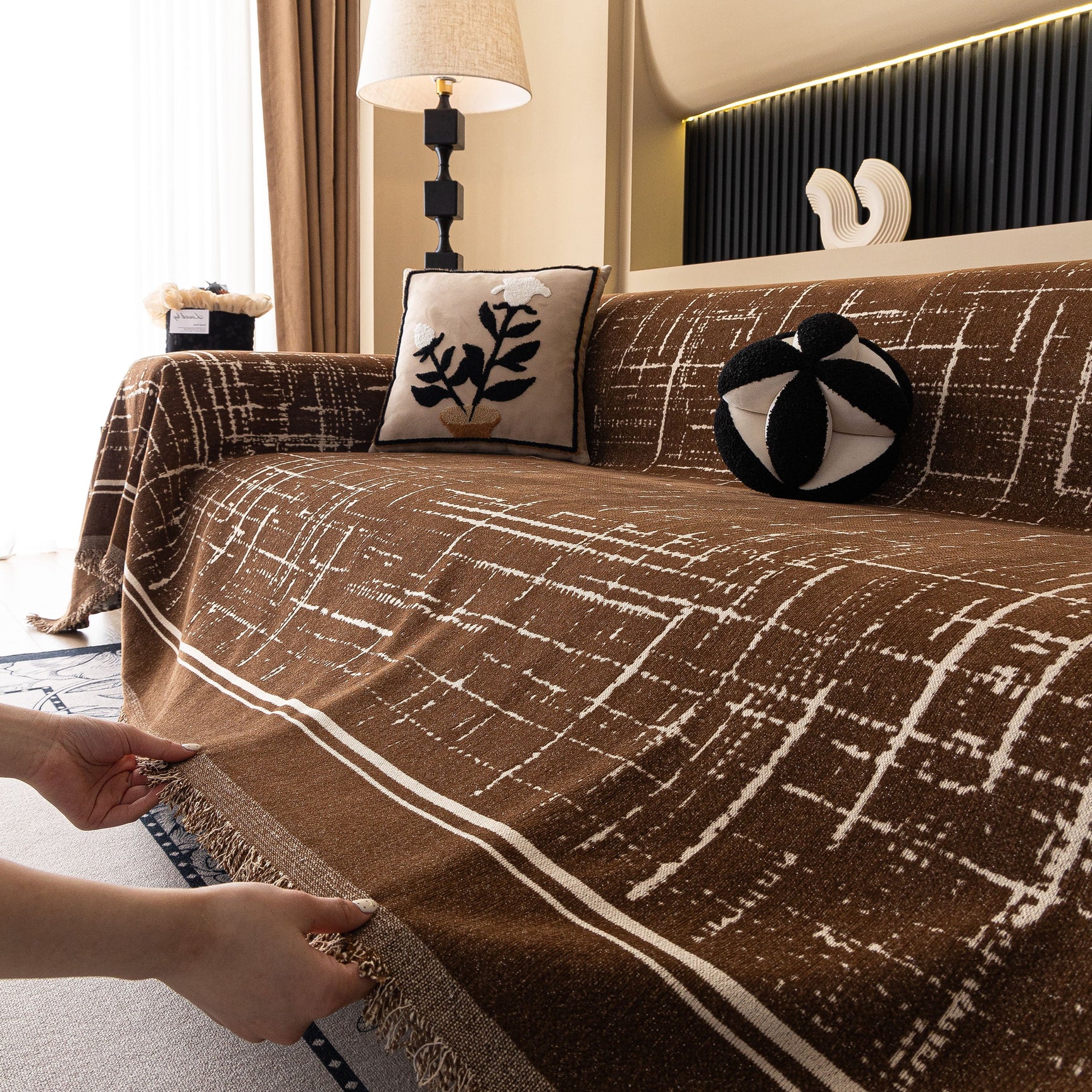 Modern Couch Protector Blanket Woven Chenille Sofa Cover Throw with Artistic Grid