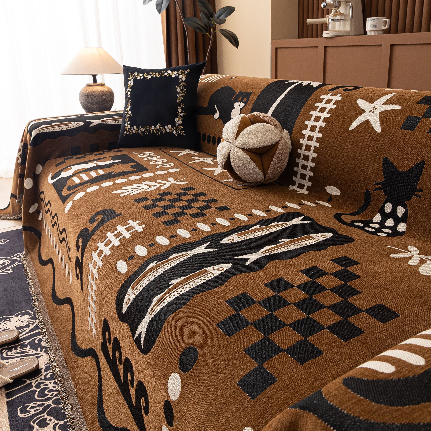 Boho Chic Woven Throw Blanket for Couch, Washable Couch Cover for Pets, Dogs, Cats