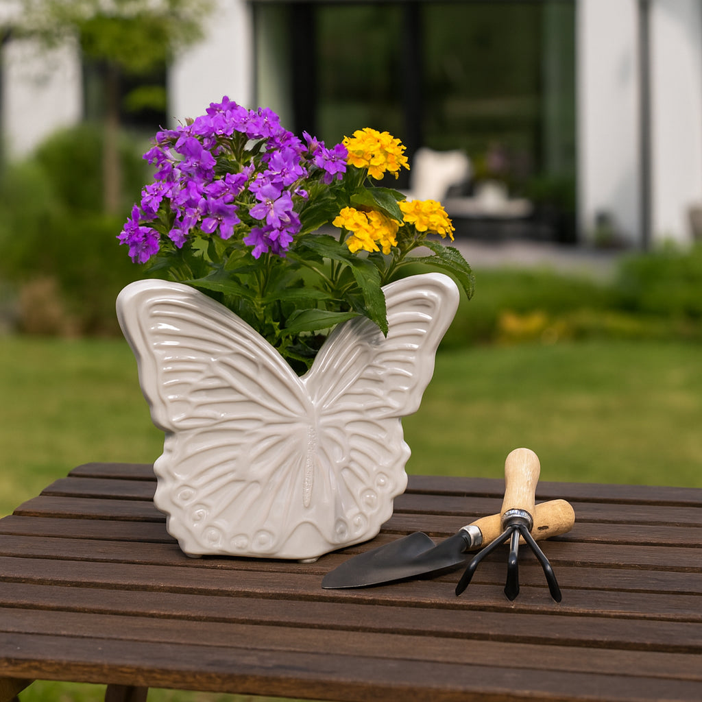 Hewittford Ivory/Tan Planter