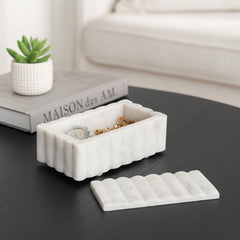 Hadwickridge White Marble Ridged Box - 17475EC