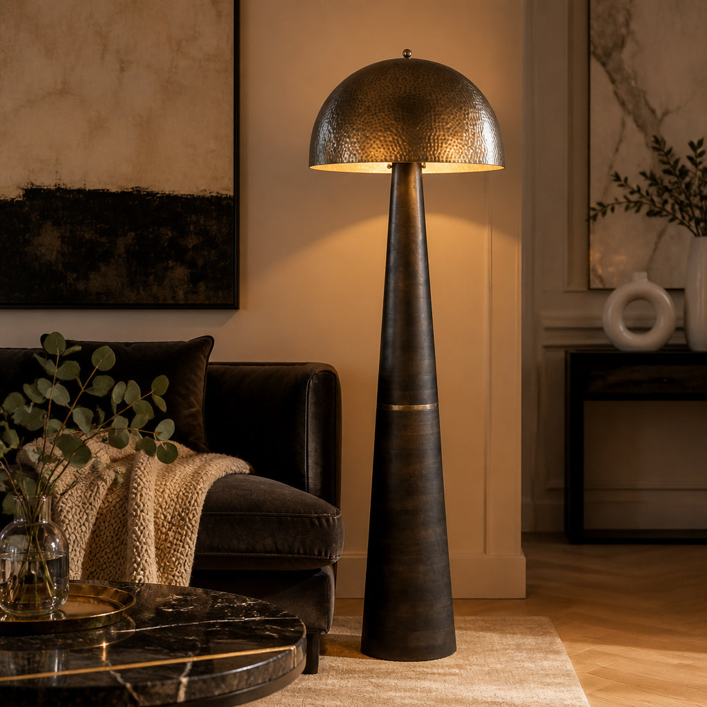 Gaigeham Black/Gold Lamp
