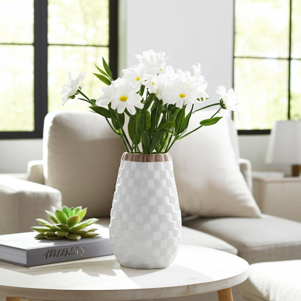 Gortonrun White Vase