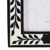 Fargooak Black/White 5x7 Petals Photo Frame