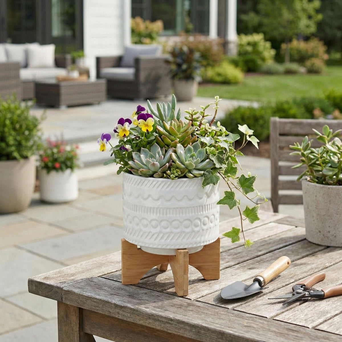 Crest White Tribal Planter with Wood Stand