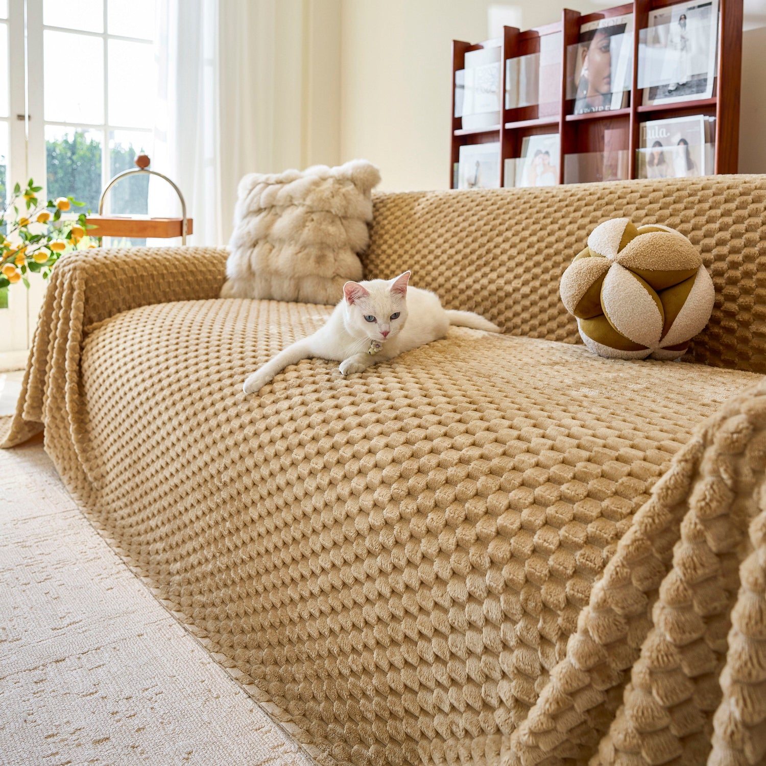 Thick Plush Non-Slip Sofa Throw Cover, Warm Soft Faux Fur Couch Protector for Winter