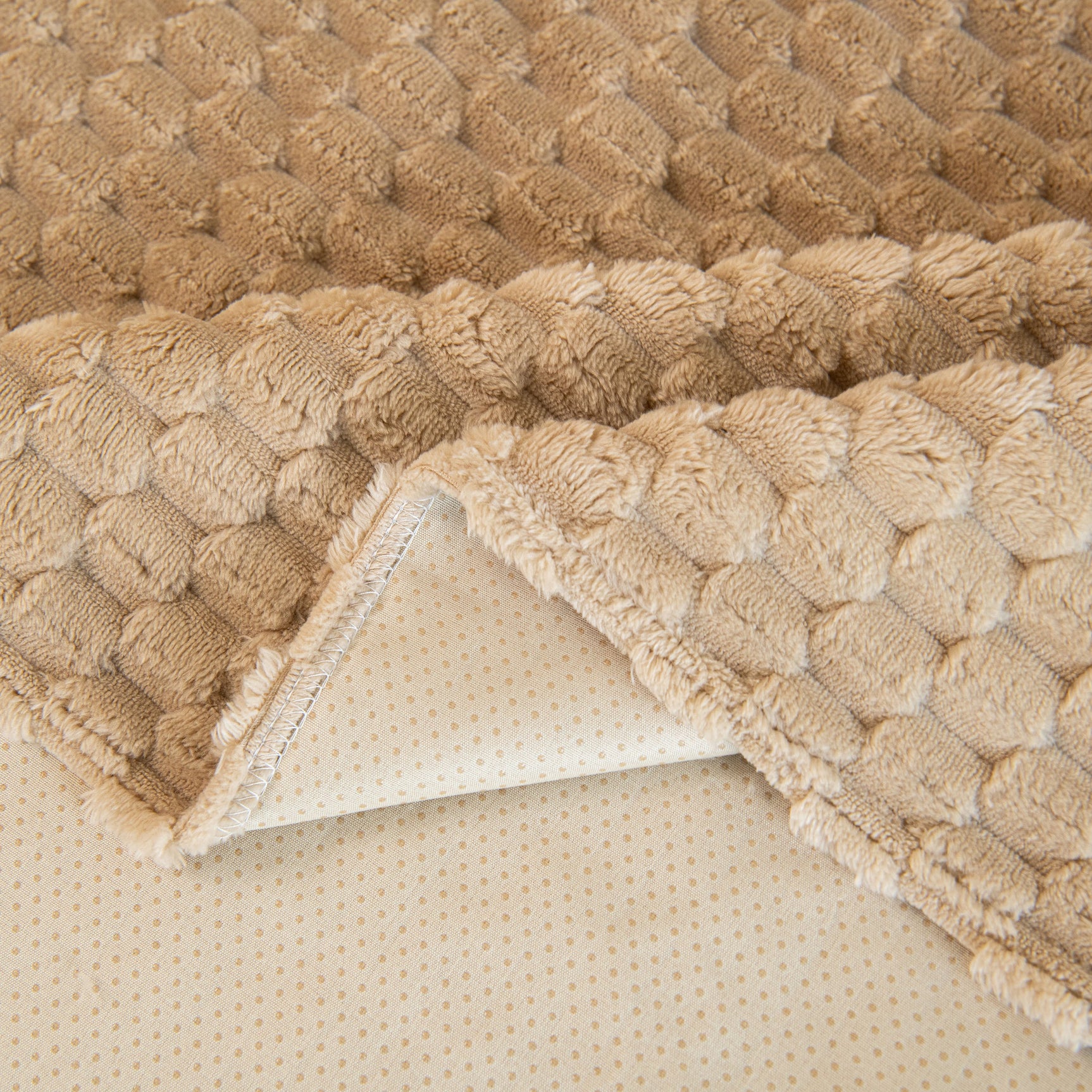 Thick Plush Non-Slip Sofa Throw Cover, Warm Soft Faux Fur Couch Protector for Winter