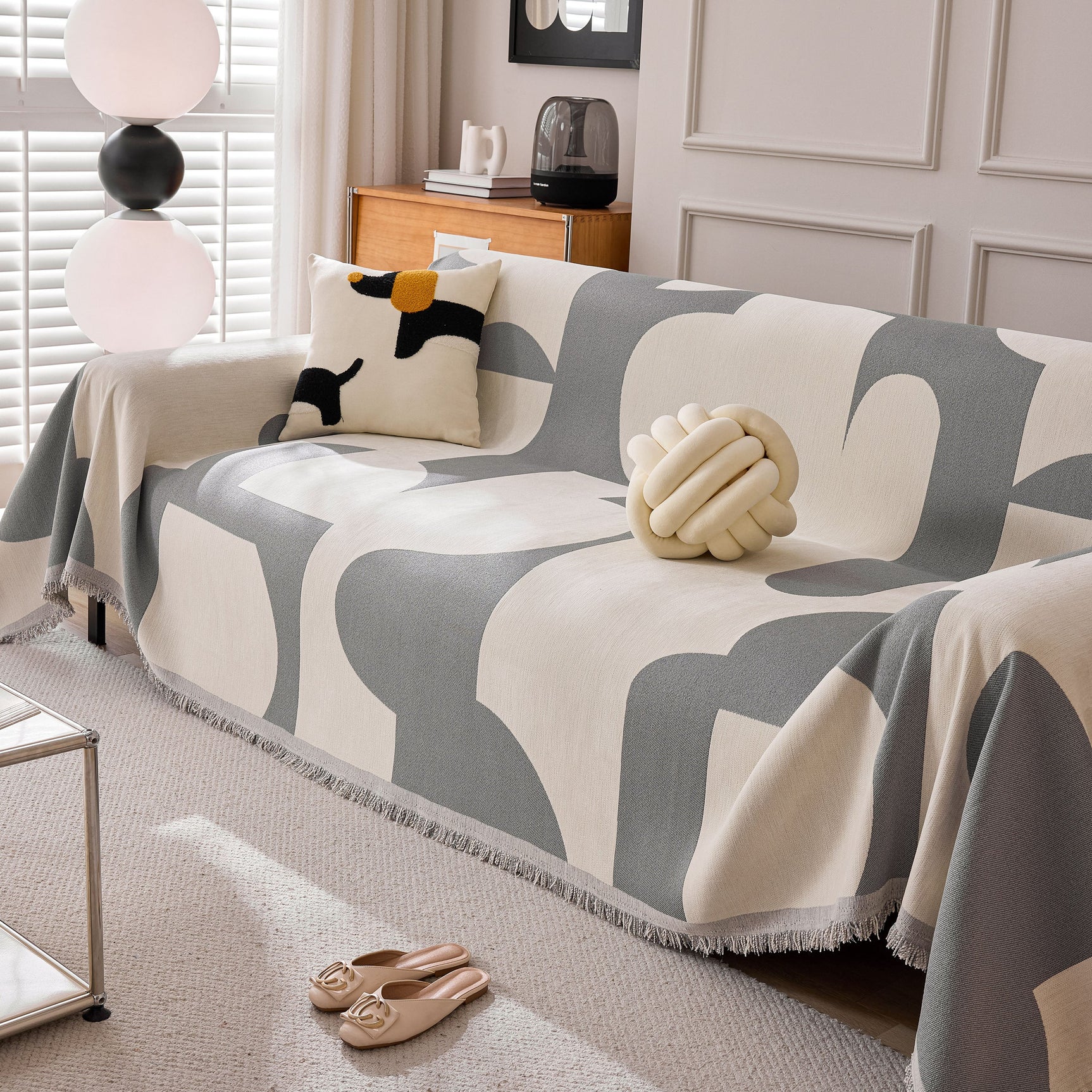 Modern Abstract Chenille Sofa Cover, Large Soft Throw Blanket with Tassels for Couch