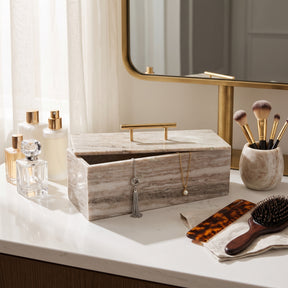 Glovergate Ivory/Gray Box