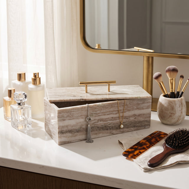 Glovergate Ivory/Gray Box