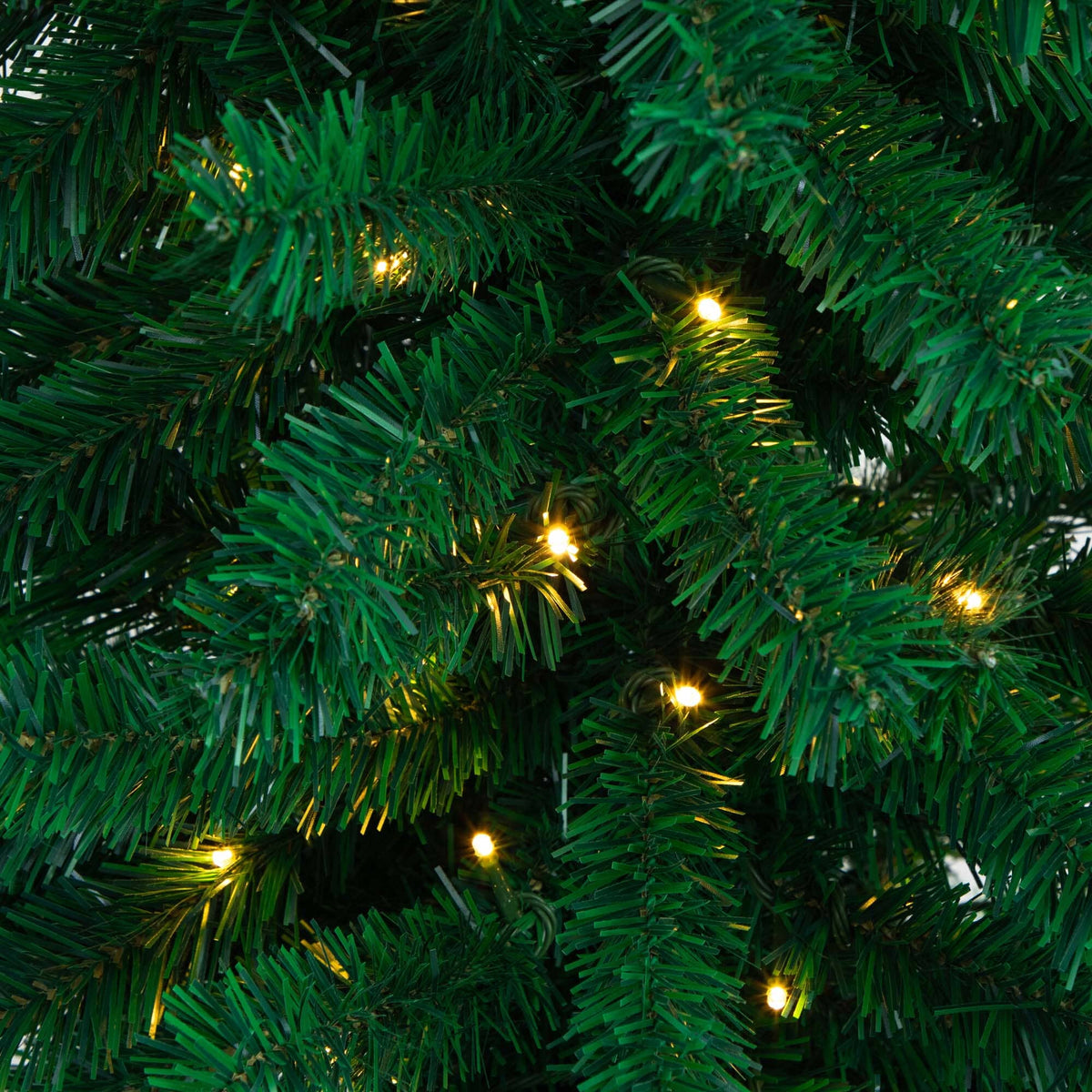 7’ Pre-Lit Artificial Holiday Green Chirstmas Pine Archway with 650 Multifunction Warm White LED Lights