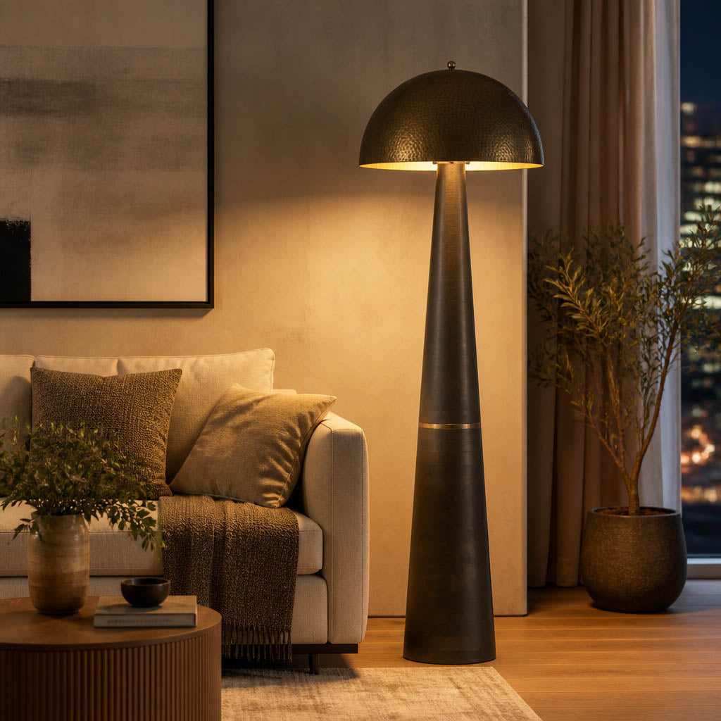 Gaigeham Black/Gold Lamp