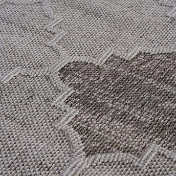 Guros Stylish Indoor Area Rug 5' x 7' - Ornate Home
