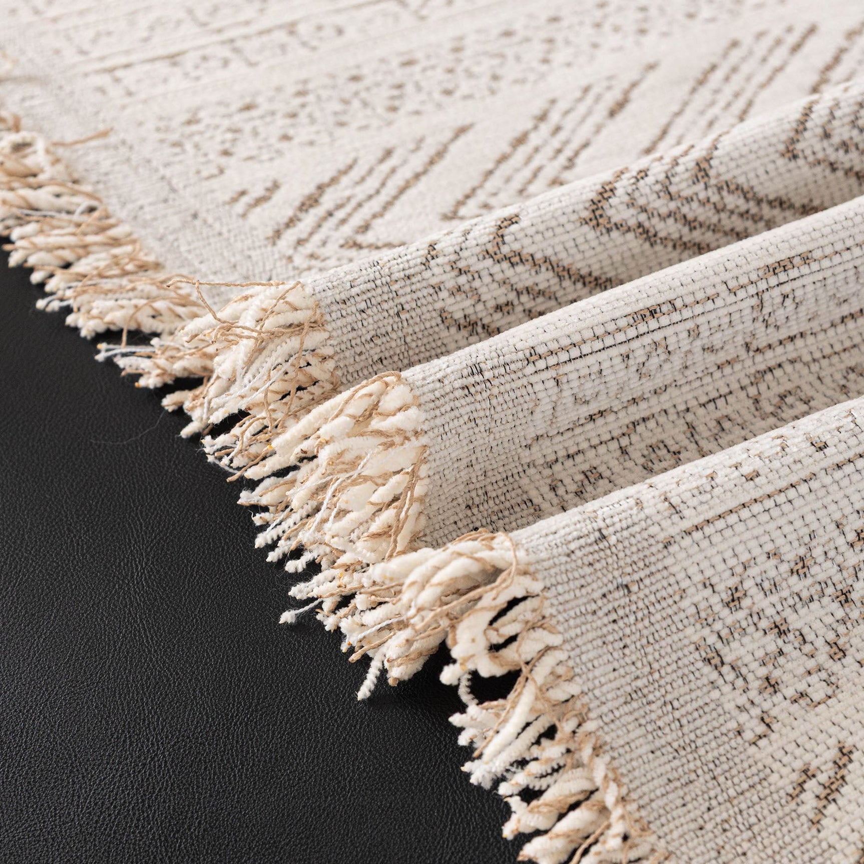 Decorative Slipcover for Pets, Kids, Boho Woven Couch Cover Throw Blanket with Tassel
