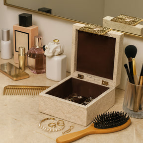 El Sueno Nude Faux Leather Square Metallic Box