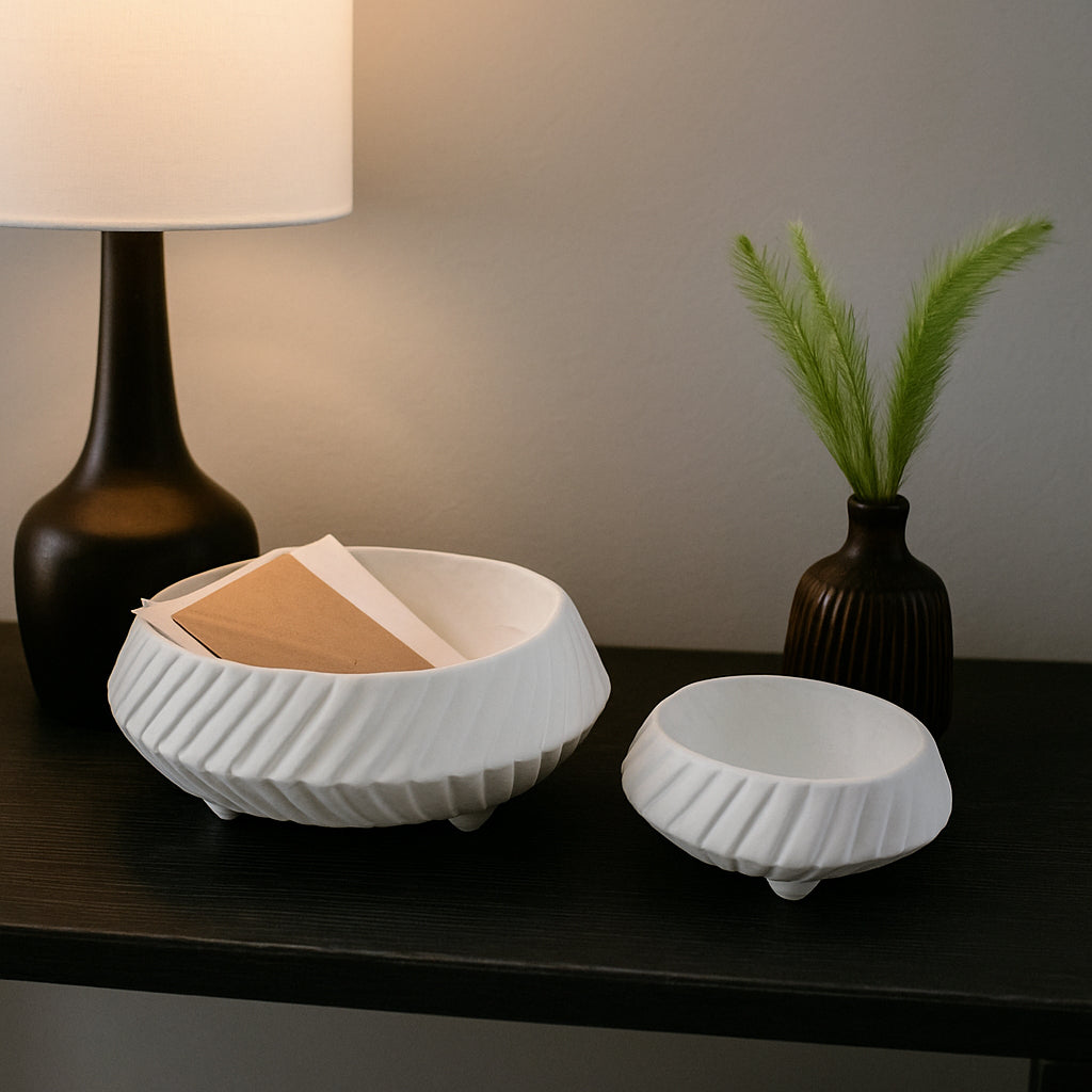 Gilbertrun White Bowls (Set of 2)