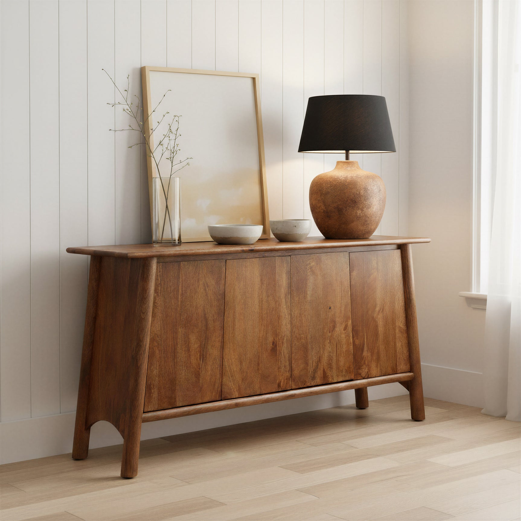 Basil Black Table Lamp
