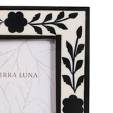 Fargooak Black/White 4x6 Petals Photo Frame