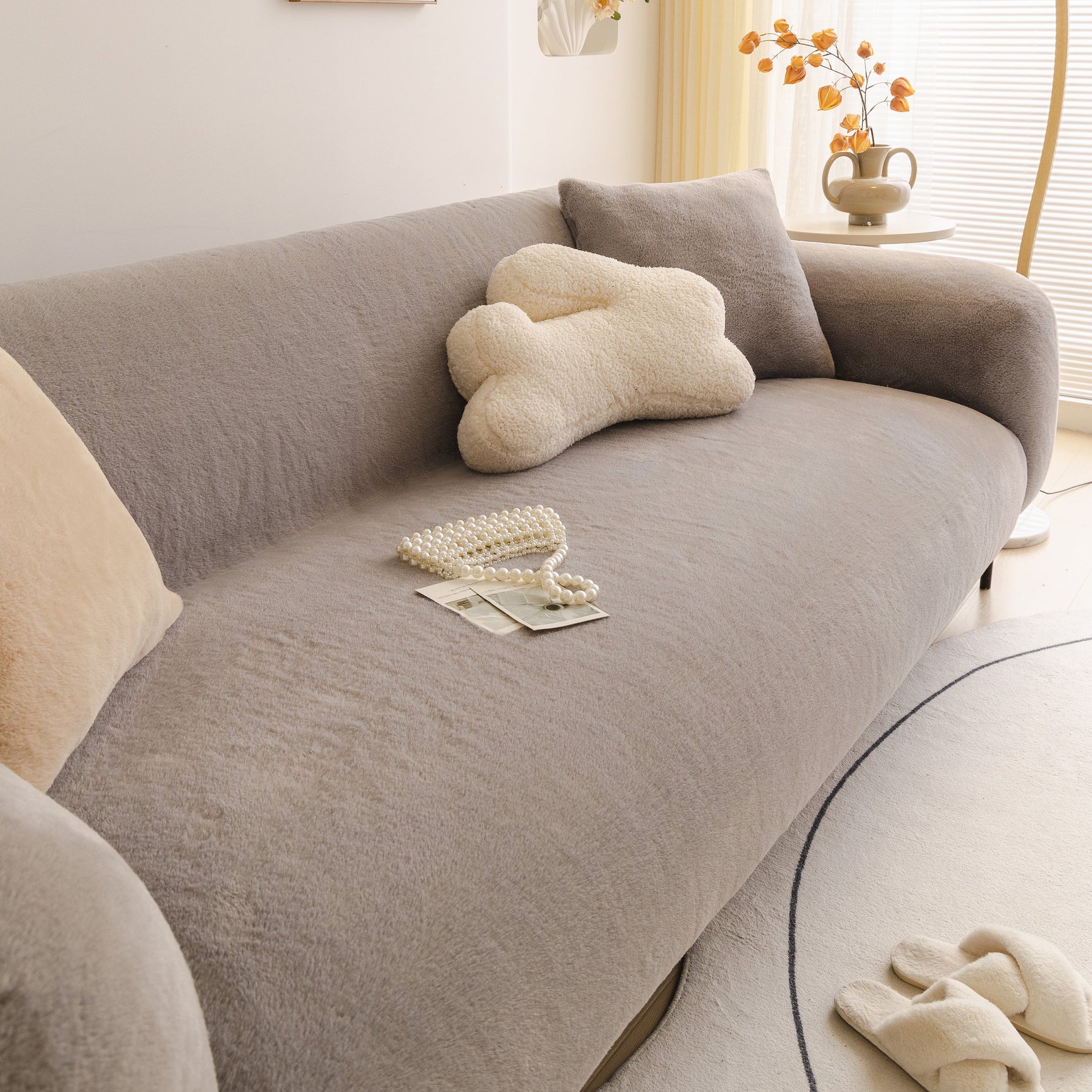 Soft Plush Warm Sofa Cover Stretchable Cozy Velvet Couch Protector for Fall & Winter