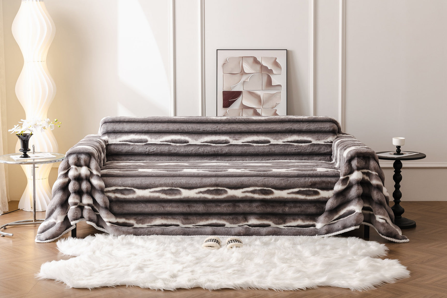 Ultra Soft Faux Fur Couch Cover – Large, Fluffy, and Elegant Sofa Throw Blanket