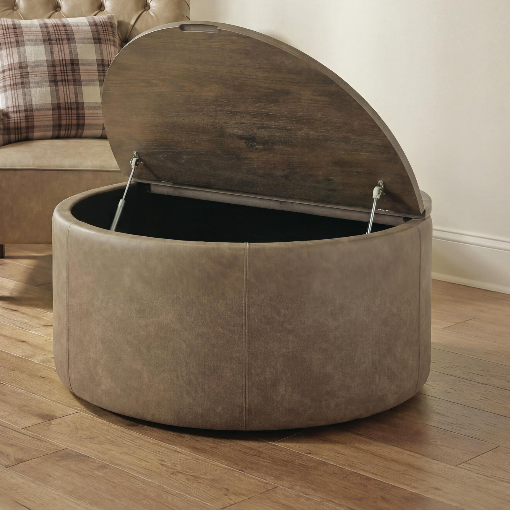 Bethanstone Warm Brown Storage Ottoman