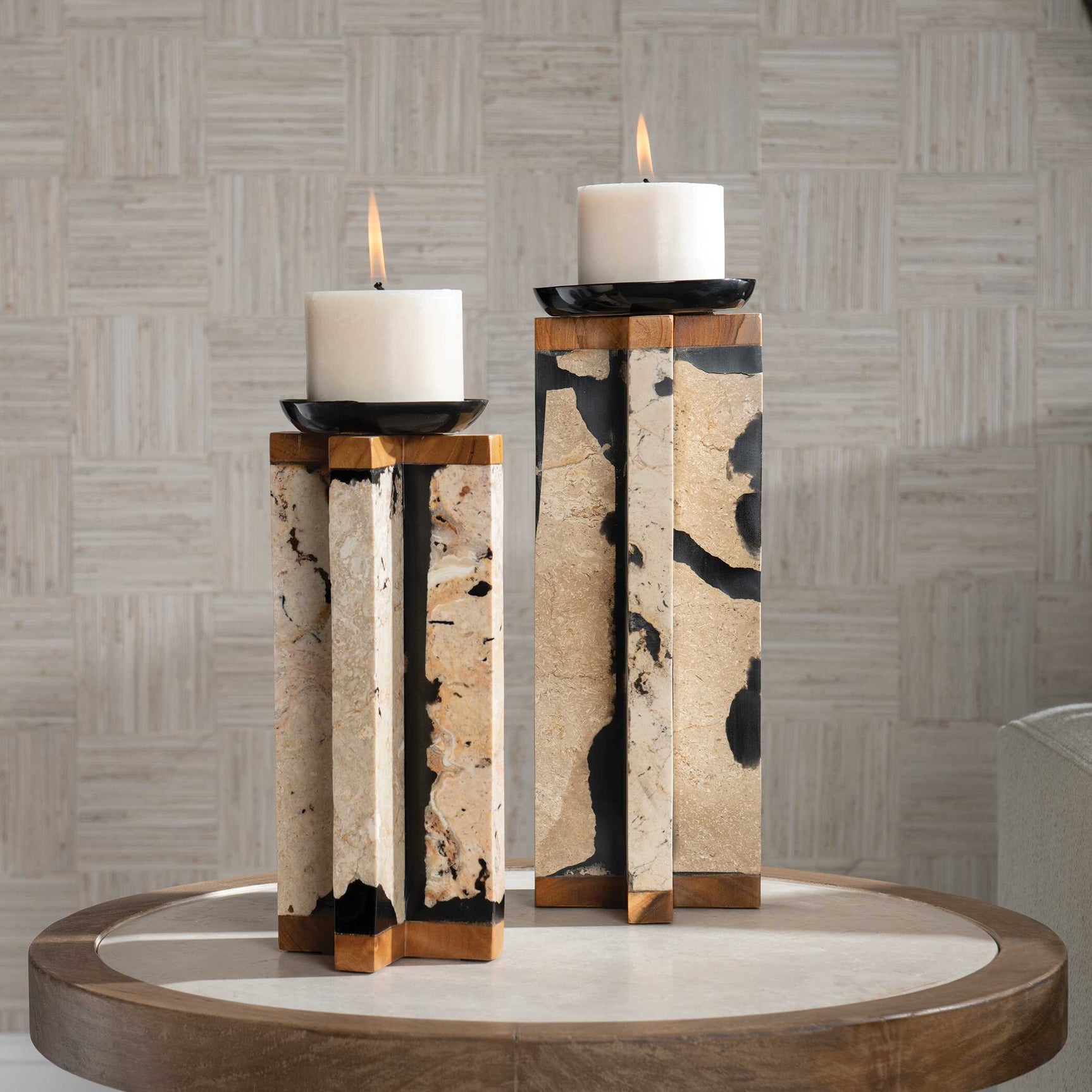 Illini Black/White/Woodtone Stone Candleholders (Set of 2)