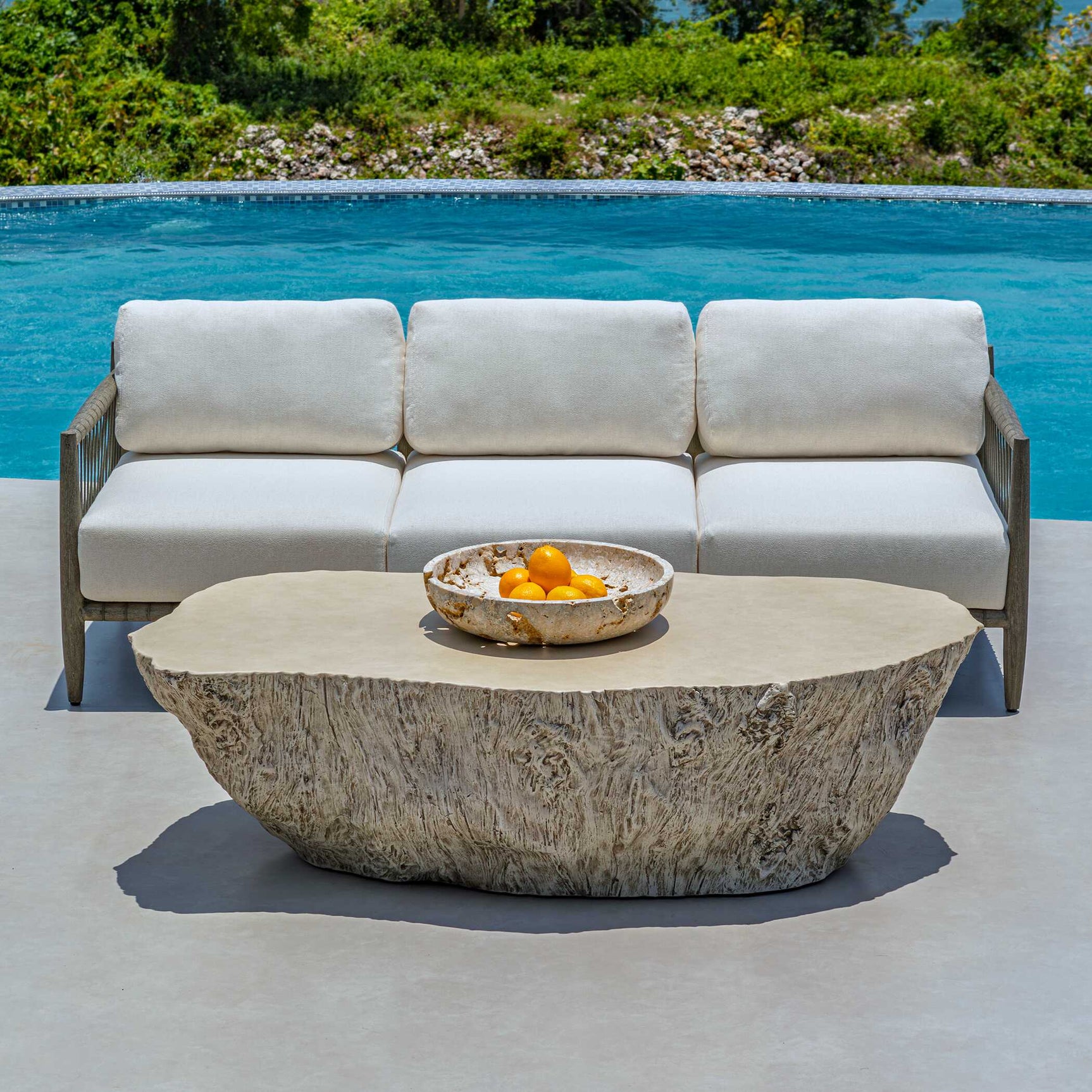 Quarried Stone Brown Indoor-Outdoor Bowl