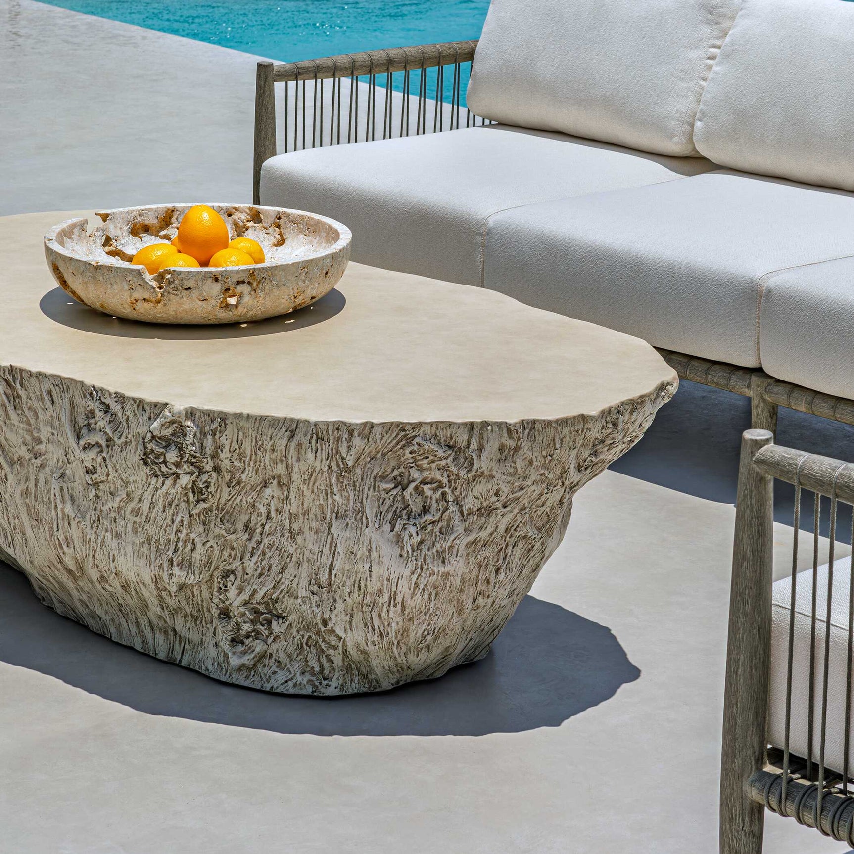 Quarried Stone Brown Indoor-Outdoor Bowl