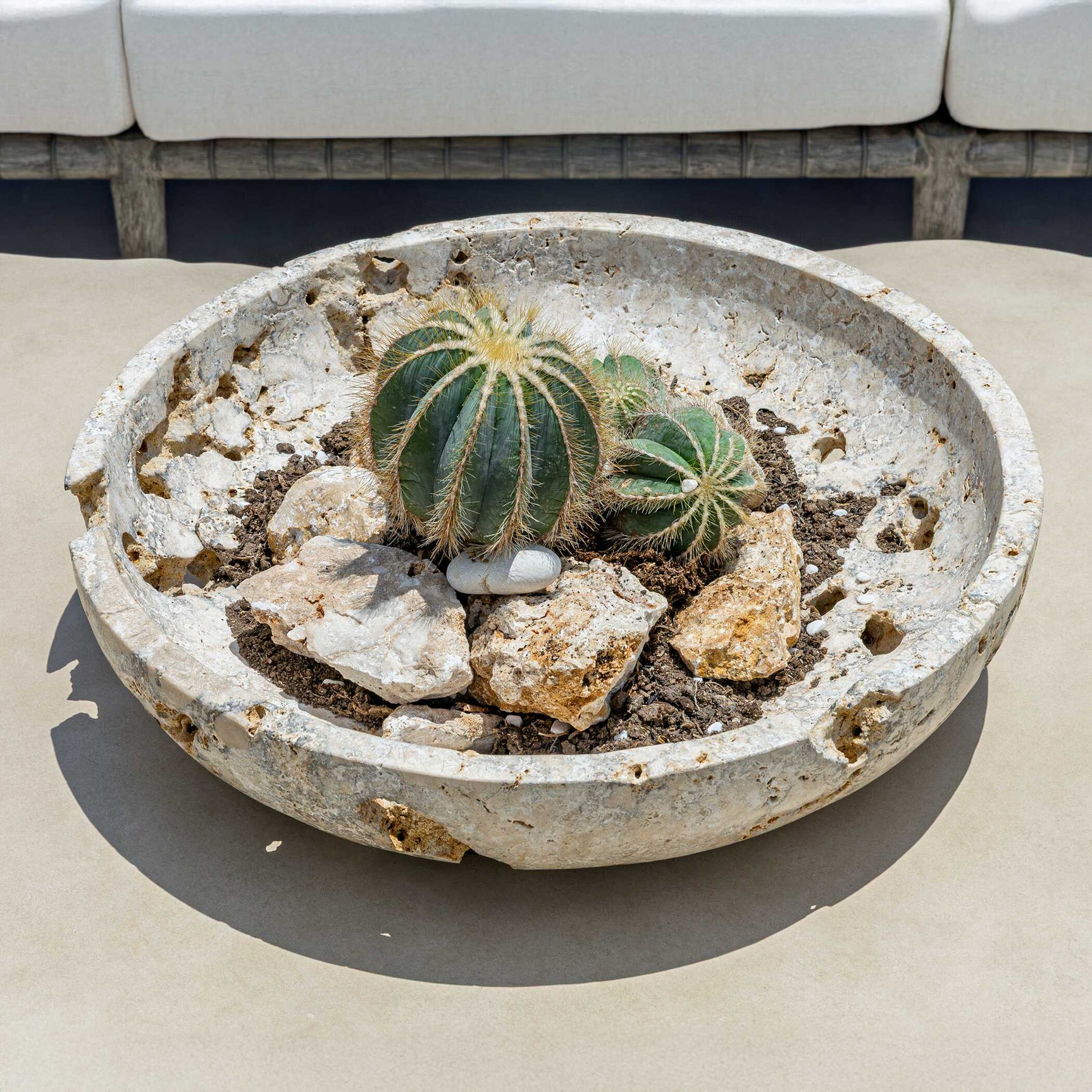 Quarried Stone Brown Indoor-Outdoor Bowl