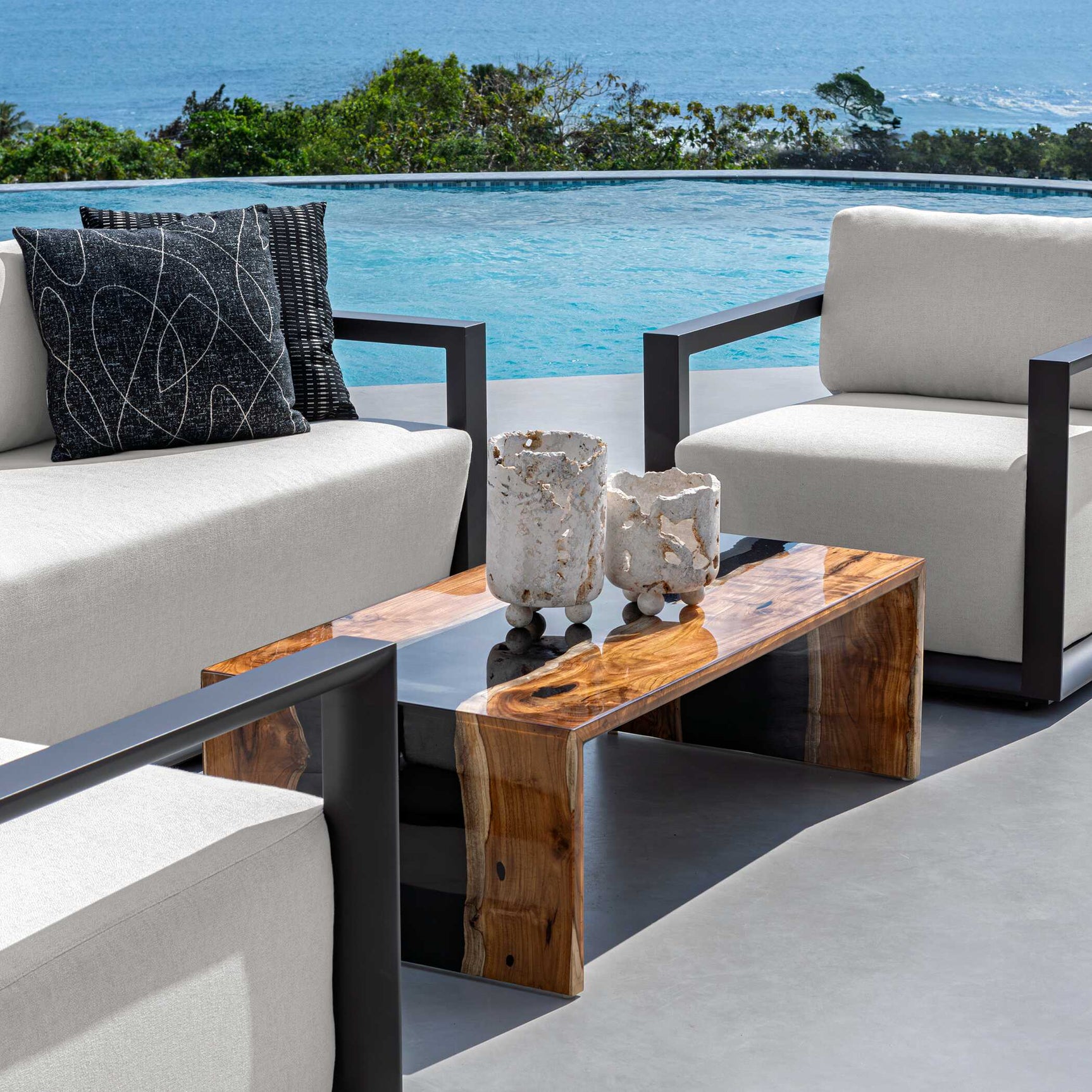 Indoor-Outdoor Quarried Stone Brown/White Candleholders (Set of 2)