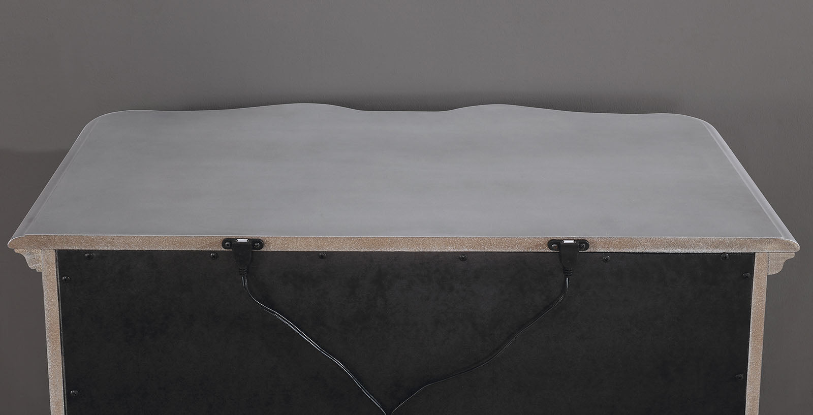 Aalok Silver/Warm Gray 4 Pc. Queen Bedroom Set - Ornate Home