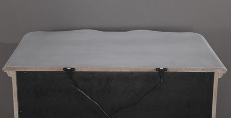 Aalok Silver/Warm Gray 4 Pc. Queen Bedroom Set - Ornate Home