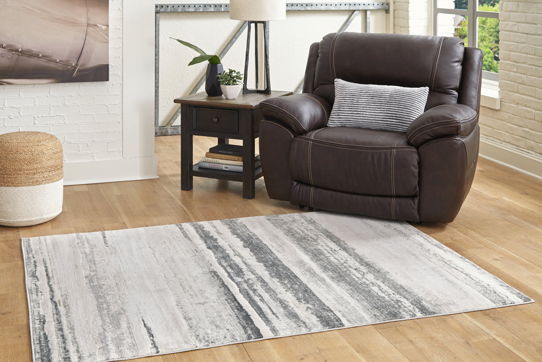 Abanett Cream/Gray Area Rug - Ornate Home